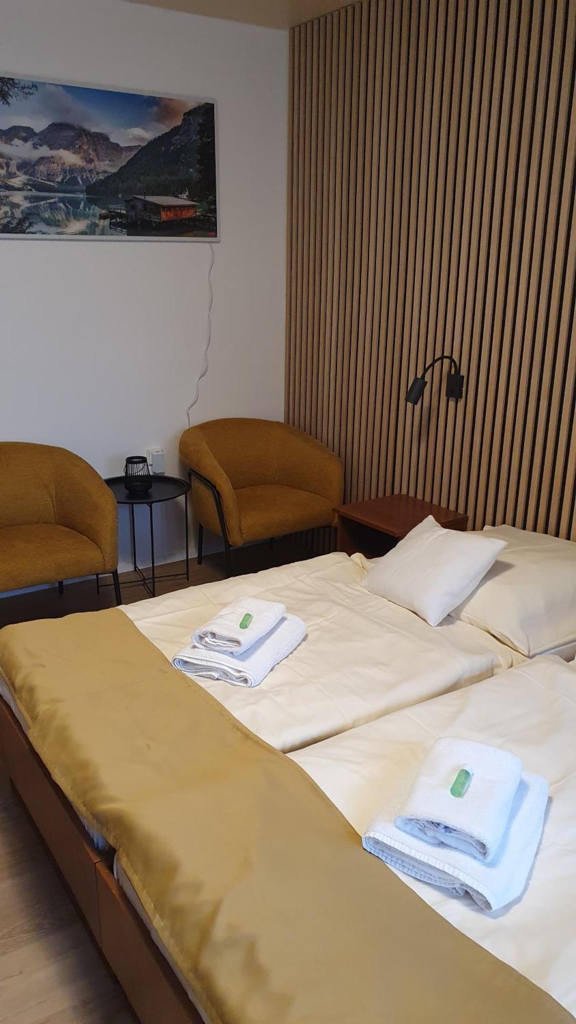 Hotel Felicia Kaluza Ngoại thất bức ảnh